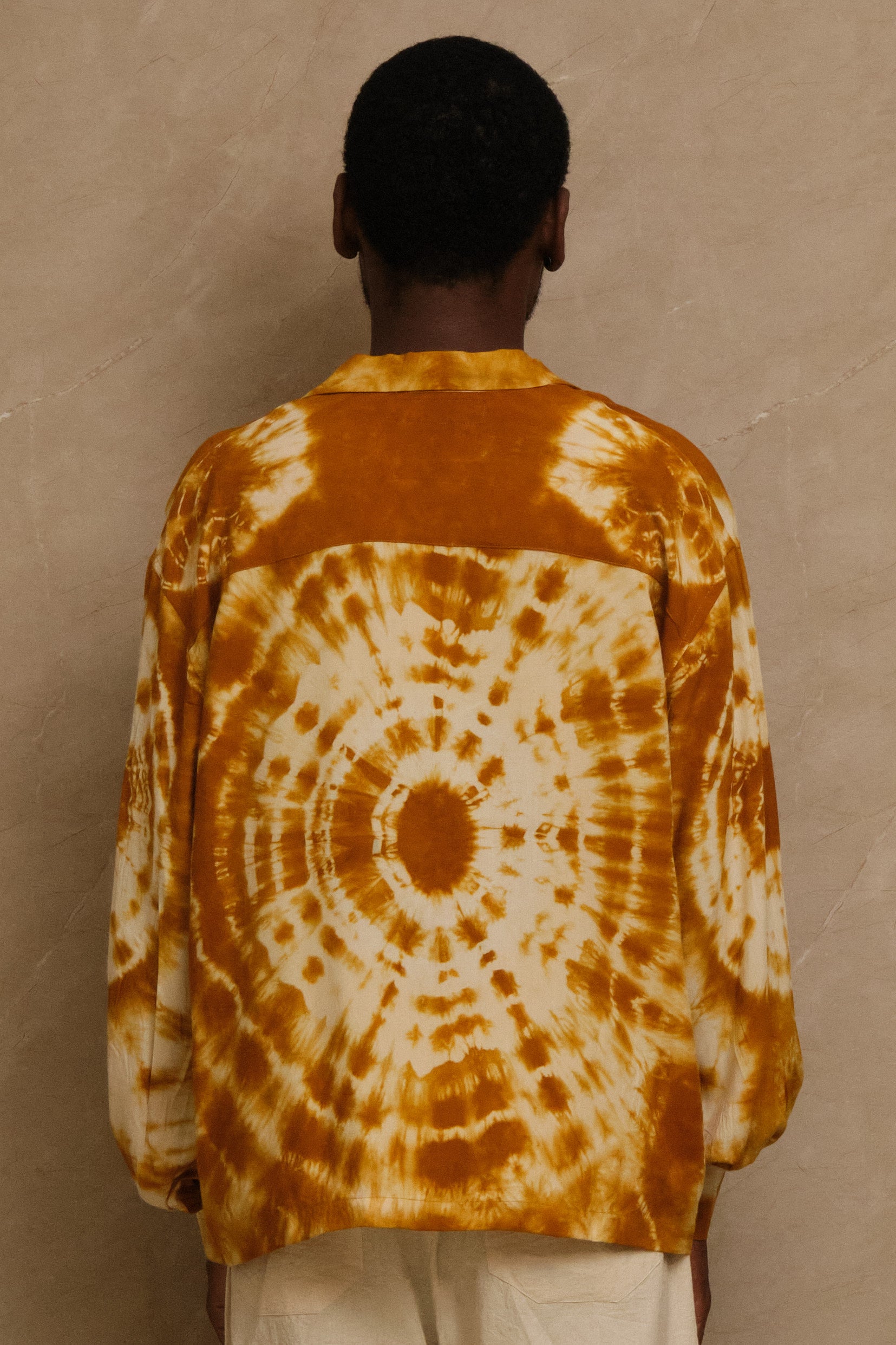 hand dye shirt dunewind back view, made in studio. pearl buttons. unique piece. one of one. archival clothing. great for musicians and Dj's